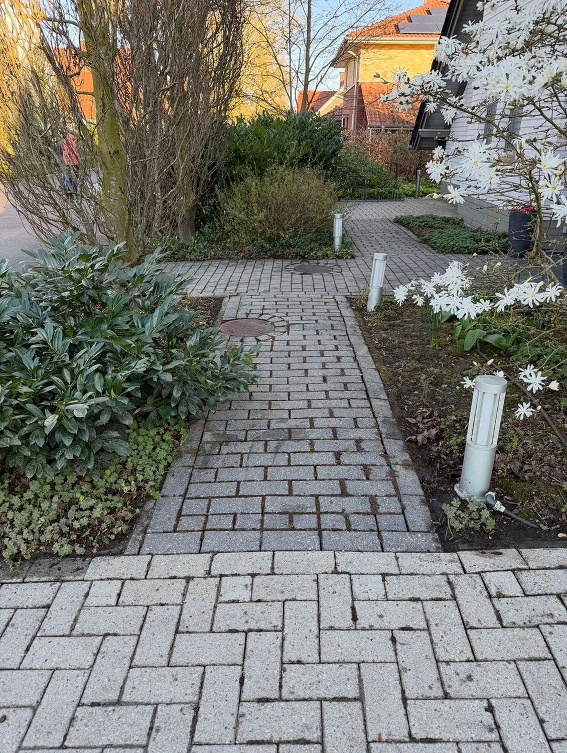 Hausmeisterdienst und Reinigungsarbeiten - Fliesenreinigung