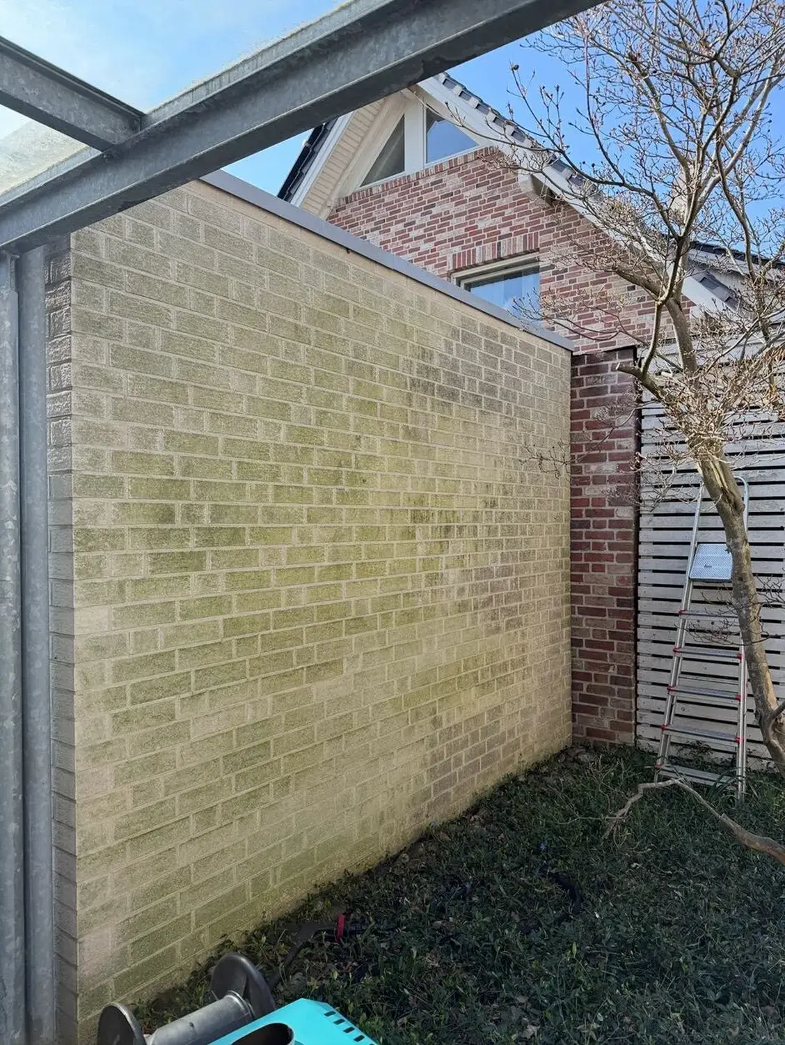 Hausmeisterdienst und Reinigungsarbeiten - Gebäudereinigung