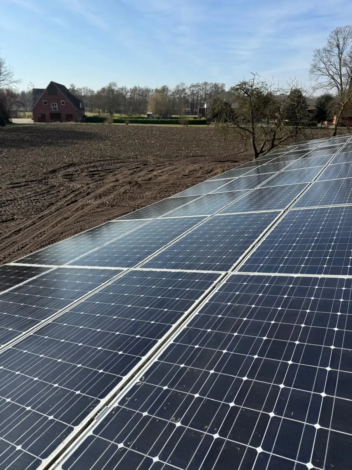 Hausmeisterdienst und Reinigungsarbeiten - Reinigung von Sonnenkollektoren